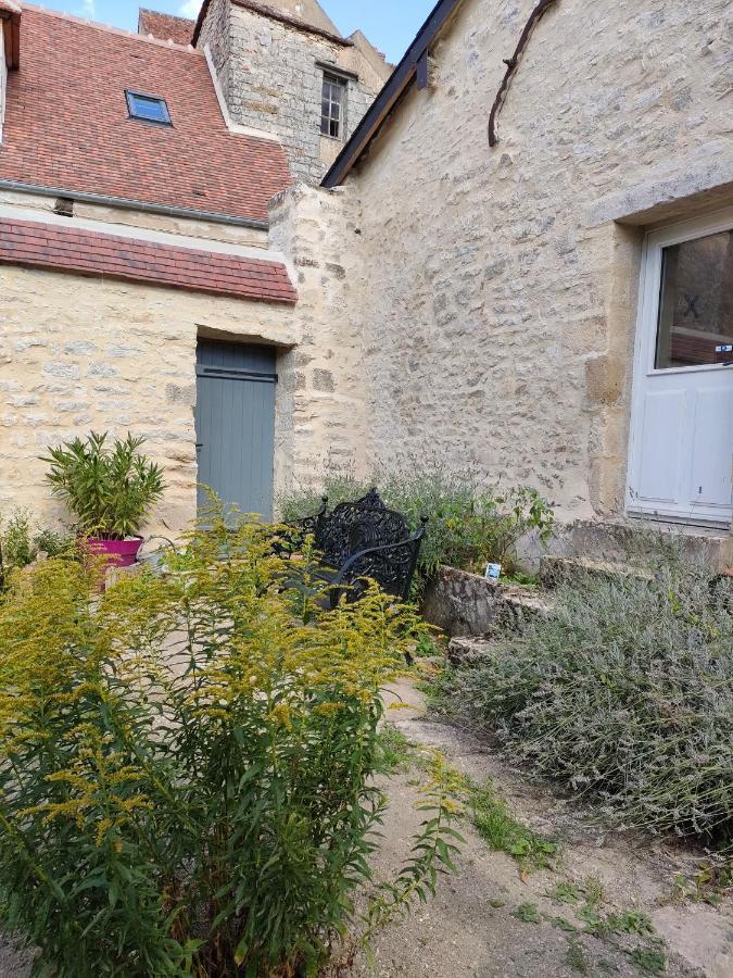 Galerie Benjamine Villa Vezelay Exterior photo
