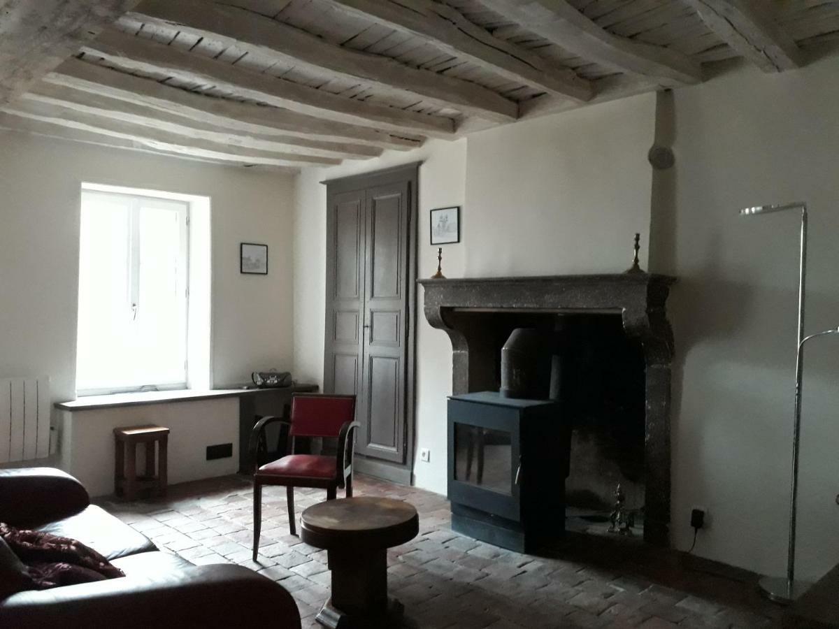 Galerie Benjamine Villa Vezelay Exterior photo